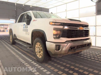2025 Chevrolet Silverado 2500HD LT Crew Cab Medium Bed 1LT - miniatura 3