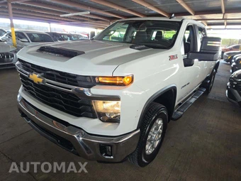 2025 Chevrolet Silverado 2500HD LT Crew Cab Medium Bed 1LT - samochód z USA z aukcji Manheim, oferta Kup Teraz w AUTOMAX