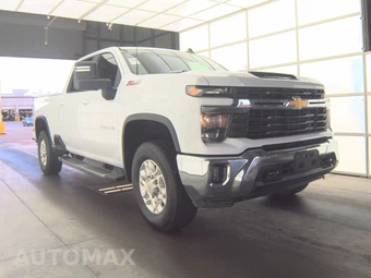 2025 Chevrolet Silverado 2500HD LT Crew Cab Medium Bed 1LT - miniatura 3