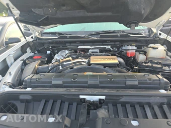 2025 Chevrolet Silverado 2500HD LT Crew Cab Medium Bed 1LT - miniatura 15