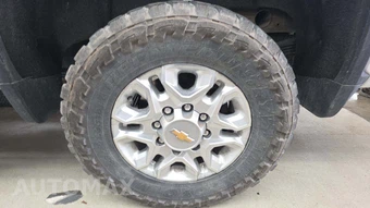 2025 Chevrolet Silverado 2500HD LT Crew Cab Medium Bed 1LT - miniatura 28
