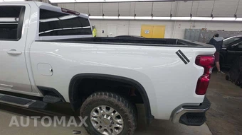 2025 Chevrolet Silverado 2500HD LT Crew Cab Medium Bed 1LT - miniatura 30