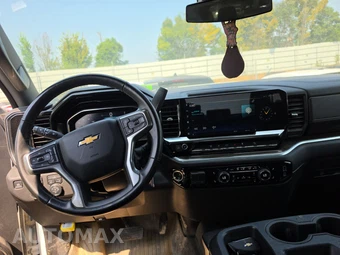 2025 Chevrolet Silverado 2500HD LT Crew Cab Medium Bed 1LT - miniatura 11