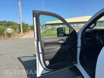 2025 Chevrolet Silverado 2500HD LT Crew Cab Medium Bed 1LT - miniatura 12