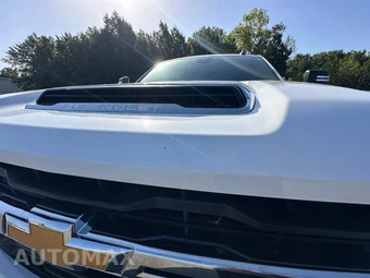 2025 Chevrolet Silverado 2500HD LT Crew Cab Medium Bed 1LT - miniatura 28