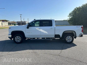 2025 Chevrolet Silverado 2500HD LT Crew Cab Medium Bed 1LT - miniatura 8