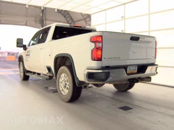 2025 Chevrolet Silverado 2500HD LT Crew Cab Medium Bed 1LT - miniatura 6