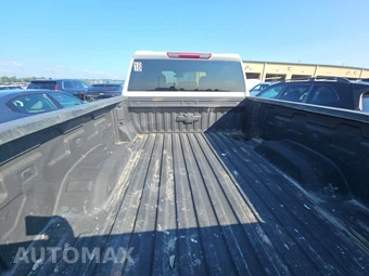 2025 Chevrolet Silverado 2500HD LT Crew Cab Medium Bed 1LT - miniatura 16