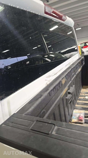 2025 Chevrolet Silverado 2500HD LT Crew Cab Medium Bed 1LT - miniatura 8