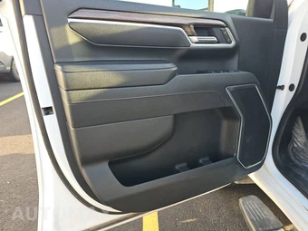 2025 Chevrolet Silverado 2500HD LT Crew Cab Medium Bed 1LT - miniatura 9