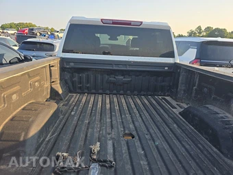 2025 Chevrolet Silverado 2500HD LT Crew Cab Medium Bed 1LT - miniatura 16