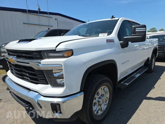 2025 Chevrolet Silverado 2500HD LT Crew Cab Medium Bed 1LT - samochód z USA z aukcji Manheim, oferta Kup Teraz w AUTOMAX
