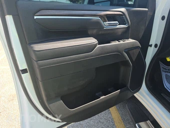 2025 Chevrolet Silverado 2500HD LT Crew Cab Medium Bed 1LT - miniatura 9