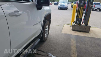 2025 Chevrolet Silverado 2500HD LT Crew Cab Medium Bed 1LT - miniatura 38