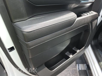 2025 Chevrolet Silverado 2500HD LT Crew Cab Medium Bed 1LT - miniatura 9