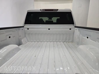 2025 Chevrolet Silverado 2500HD LT Crew Cab Medium Bed 1LT - miniatura 16