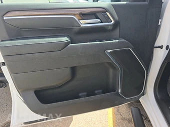 2025 Chevrolet Silverado 2500HD LT Crew Cab Medium Bed 1LT - miniatura 9