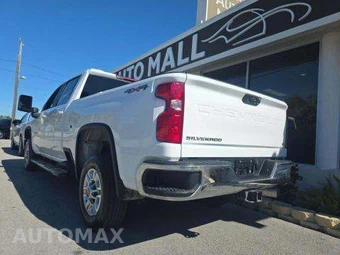 2025 Chevrolet Silverado 2500HD LT Crew Cab Medium Bed 1LT - miniatura 2