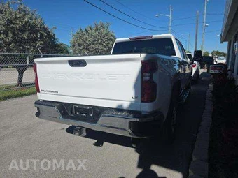 2025 Chevrolet Silverado 2500HD LT Crew Cab Medium Bed 1LT - miniatura 3