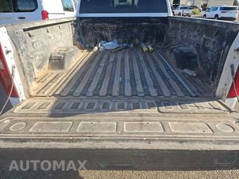 2025 Chevrolet Silverado 2500HD LT Crew Cab Medium Bed 1LT - miniatura 17