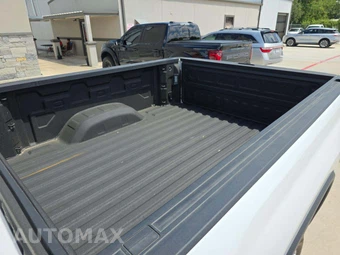 2025 Chevrolet Silverado 2500HD LT Crew Cab Medium Bed 1LT - miniatura 14