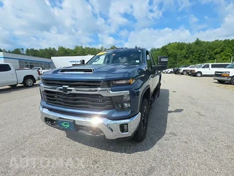 2025 Chevrolet Silverado 2500HD LT Extended Cab Medium Bed 1LT - samochód z USA z aukcji Manheim, oferta Kup Teraz w AUTOMAX