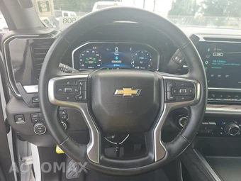2025 Chevrolet Silverado 2500HD LTZ Crew Cab Medium Bed 1LZ - miniatura 10