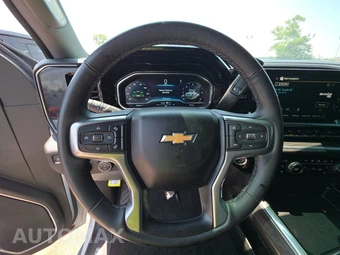 2025 Chevrolet Silverado 2500HD LTZ Crew Cab Medium Bed 1LZ - miniatura 10