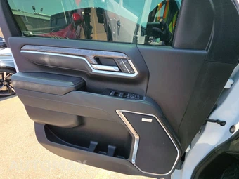 2025 Chevrolet Silverado 2500HD LTZ Crew Cab Medium Bed 1LZ - miniatura 9
