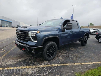 2025 Chevrolet Silverado 2500HD LTZ Crew Cab Medium Bed 1LZ