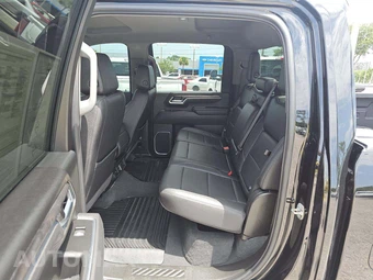 2025 Chevrolet Silverado 2500HD LTZ Crew Cab Medium Bed 1LZ - miniatura 13