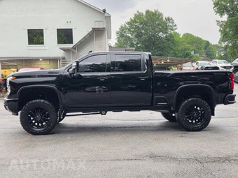 2025 Chevrolet Silverado 2500HD LTZ Crew Cab Medium Bed 1LZ - miniatura 4
