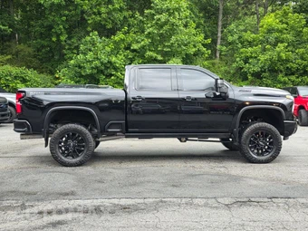2025 Chevrolet Silverado 2500HD LTZ Crew Cab Medium Bed 1LZ - miniatura 8