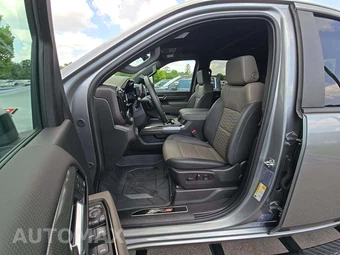 2025 Chevrolet Silverado 2500HD ZR2 Crew Cab Medium Bed 3LT - miniatura 3