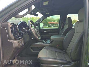 2025 Chevrolet Silverado 2500HD ZR2 Crew Cab Medium Bed 3LT - miniatura 6