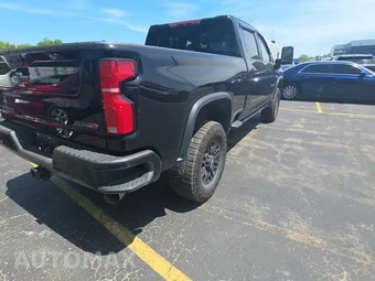 2025 Chevrolet Silverado 2500HD ZR2 Crew Cab Medium Bed 3LT