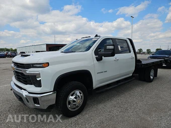 2025 Chevrolet Silverado 3500HD Cab Chassis LT Crew Cab 1LT DRW