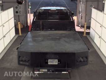 2025 Chevrolet Silverado 3500HD Cab Chassis LT Crew Cab 1LT DRW - miniatura 5