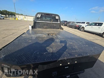 2025 Chevrolet Silverado 3500HD Cab Chassis Work Truck Crew Cab 1WT DRW - miniatura 16