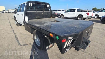 2025 Chevrolet Silverado 3500HD Cab Chassis Work Truck Crew Cab 1WT DRW - miniatura 24