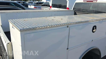 2025 Chevrolet Silverado 3500HD Cab Chassis Work Truck Crew Cab 1WT DRW - miniatura 19