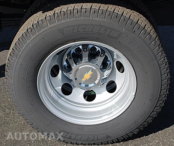 2025 Chevrolet Silverado 3500HD Cab Chassis Work Truck Regular Cab 1WT DRW - miniatura 32