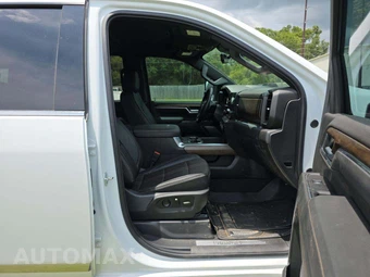 2025 Chevrolet Silverado 3500HD High Country Crew Cab Long Bed 3LZ DRW - miniatura 14