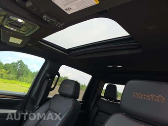 2025 Chevrolet Silverado 3500HD High Country Crew Cab Long Bed 3LZ DRW - miniatura 7