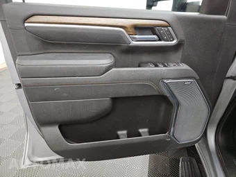 2025 Chevrolet Silverado 3500HD High Country Crew Cab Long Bed 3LZ DRW - miniatura 9