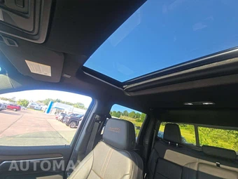 2025 Chevrolet Silverado 3500HD High Country Crew Cab Medium Bed 3LZ - miniatura 11