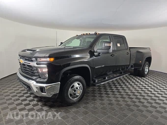 2025 Chevrolet Silverado 3500HD LT Crew Cab Long Bed 1LT DRW - samochód z USA z aukcji Manheim, oferta Kup Teraz w AUTOMAX