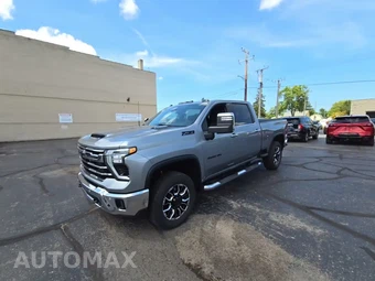 2025 Chevrolet Silverado 3500HD LTZ Crew Cab Medium Bed 1LZ