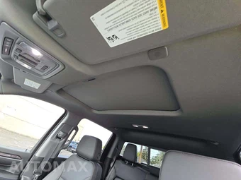 2025 Chevrolet Silverado 3500HD LTZ Crew Cab Medium Bed 1LZ - miniatura 8