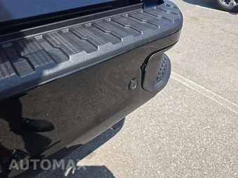 2025 Chevrolet Silverado 3500HD LTZ Crew Cab Medium Bed 1LZ - miniatura 18